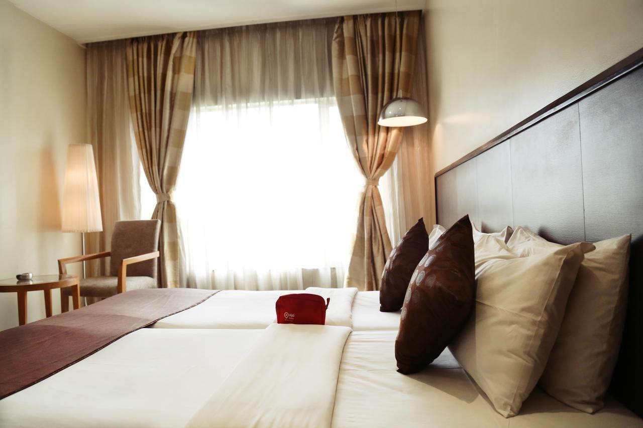 The Sirona Hotel Pune Exterior foto